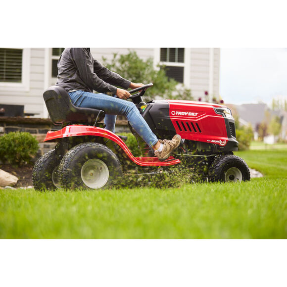 Bronco&trade; 42 Riding Lawn Mower