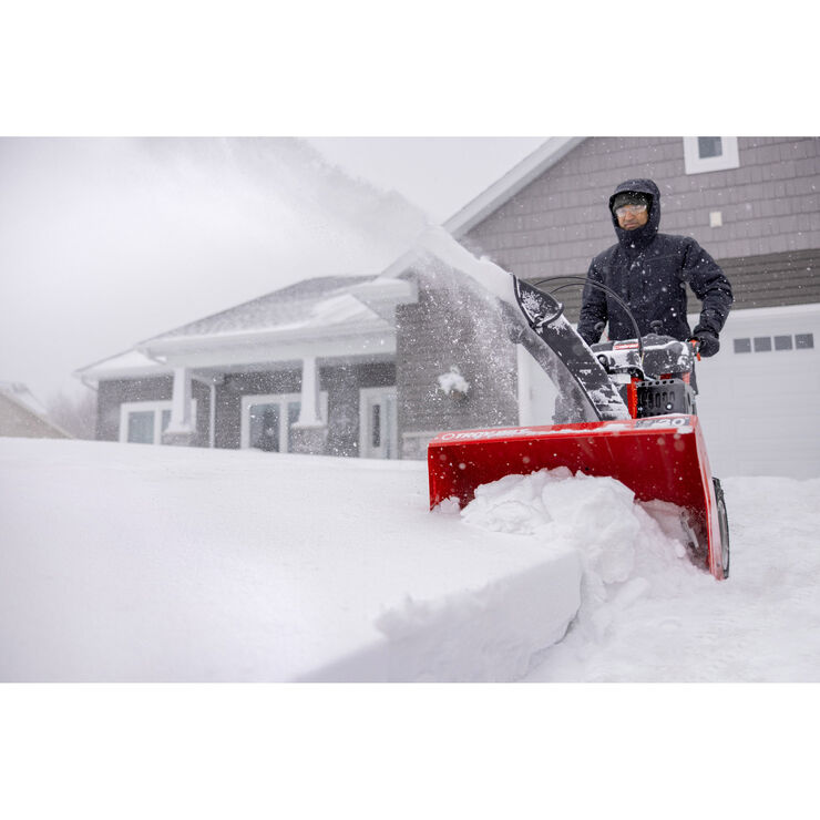 Troy-Bilt&reg; Storm&trade; 3090 Snow Blower Clearing Driveway